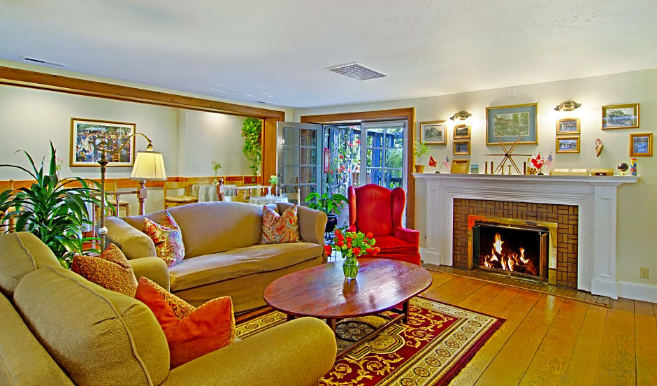 Babbling Brook Inn