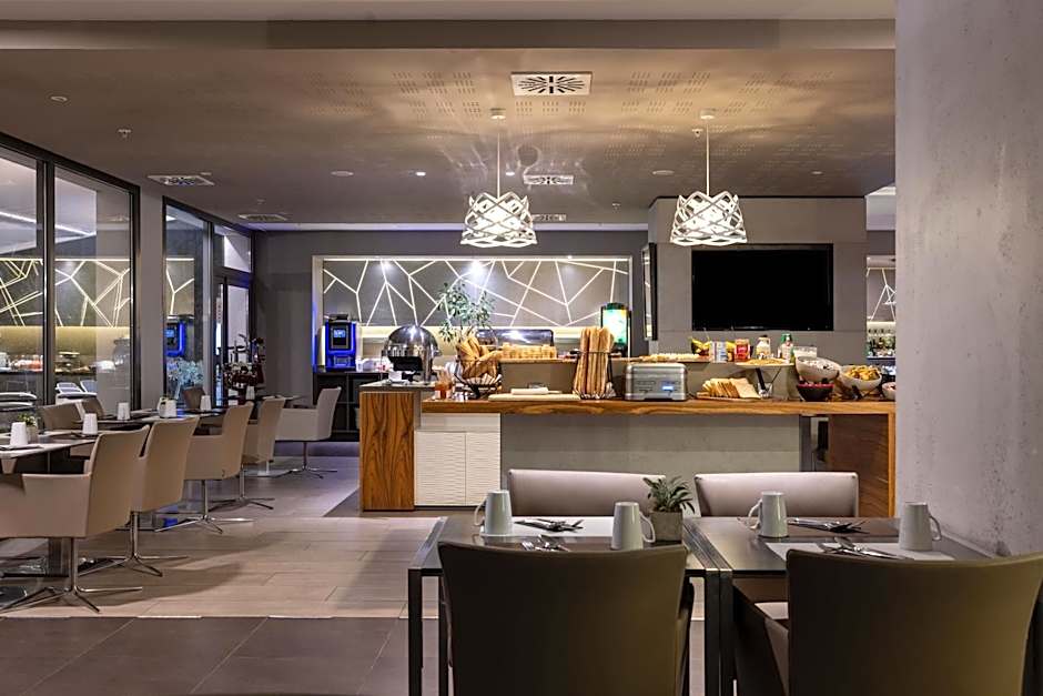 AC Hotel by Marriott Marseille Prado Velodrome