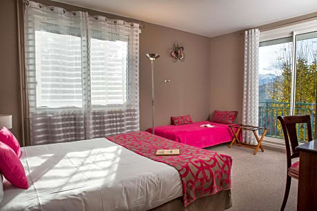 Comfort room with balcony