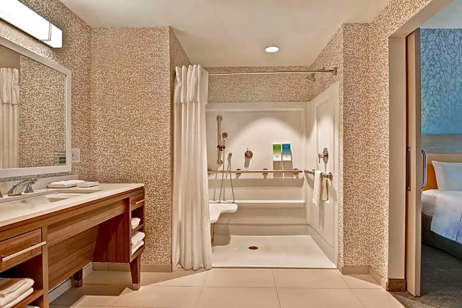 Photo 1 of 1 of 1 King Bed Suite, Hearing/Mobility Accessible, Roll in Shower