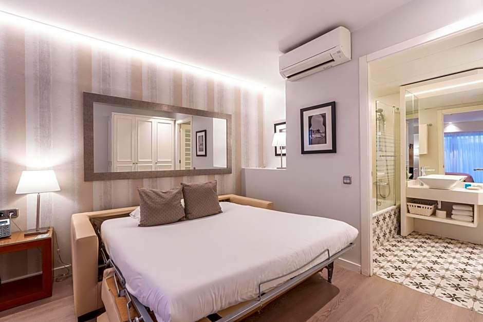 Serennia Fira Gran Via Exclusive Rooms