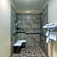 Best Western Pineywoods Inn