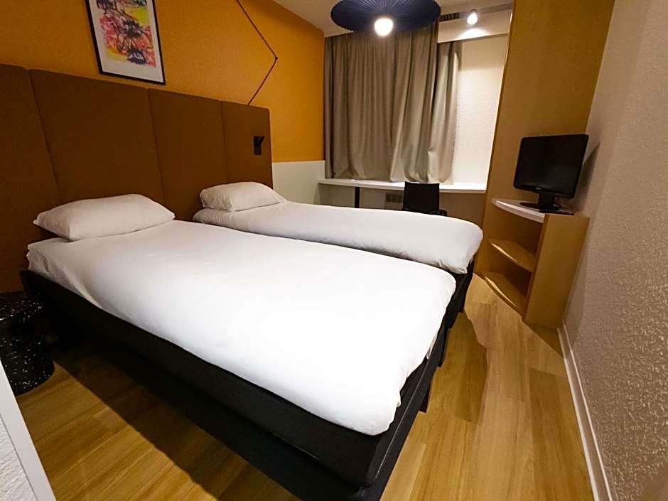 ibis Lyon Est Bron