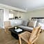 Pacific Edge Hotel