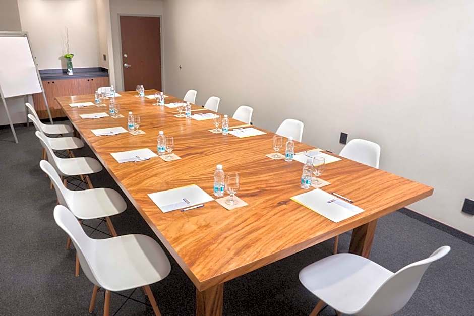 City Express Plus by Marriott Ciudad de México Patio Universidad