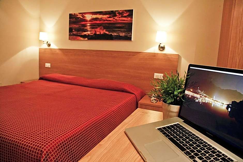 Hotel Majorca sul Mare in centro a Riccione con Area Fitness