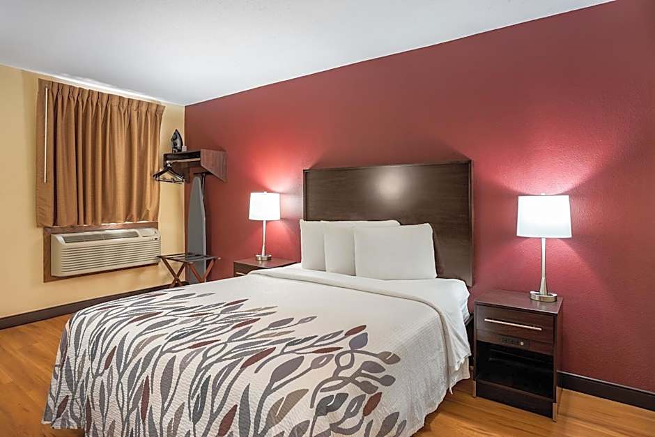 Red Roof Inn Des Moines