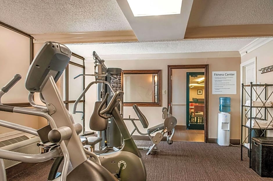 Comfort Inn & Suites At Copeland Tower