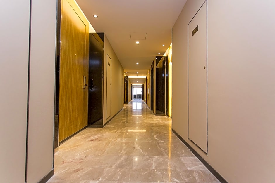 Lemon Tree International Apartment
