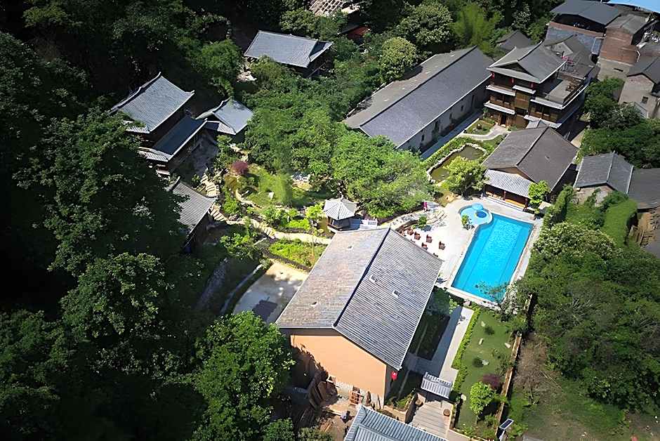 Yangshuo Ancient Garden Boutique Hotel-Free pick up from Airport or TS for 4 nights or more