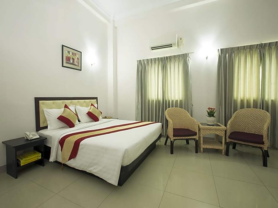 Royal Platinum Hotel