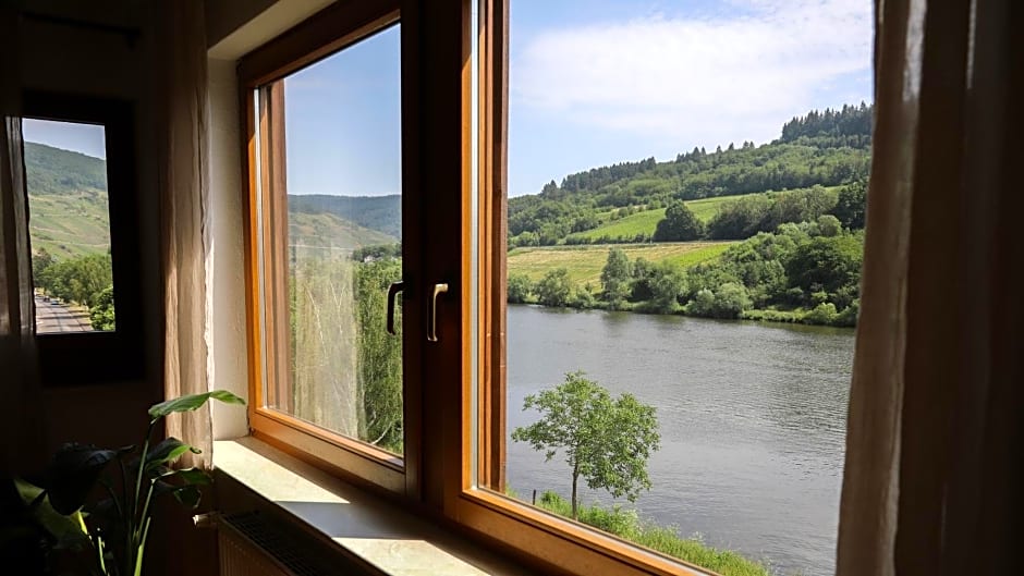 Boutique Guesthouse Das WOHLGEMUTH HEIM Mosel Weingut