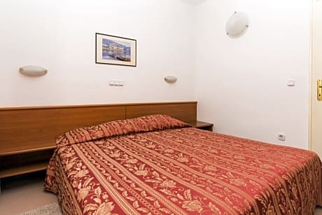 ECONOMY APARTMENT FOR 2+3 PERSONS