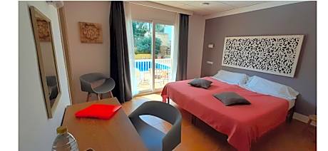Double Room with Pool View