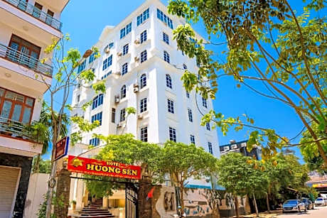Hương Sen hotel