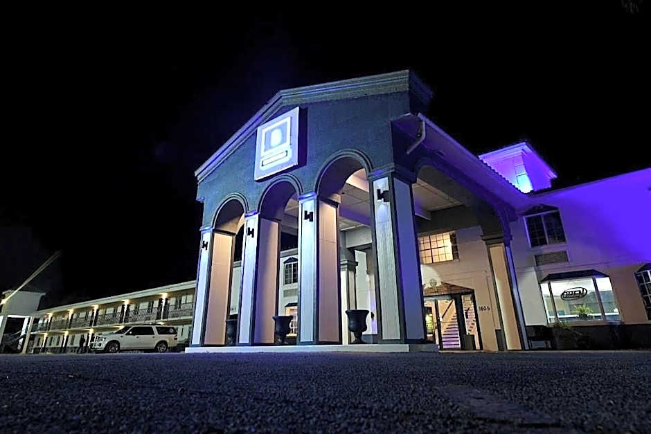 Boardwalk Suites Lafayette