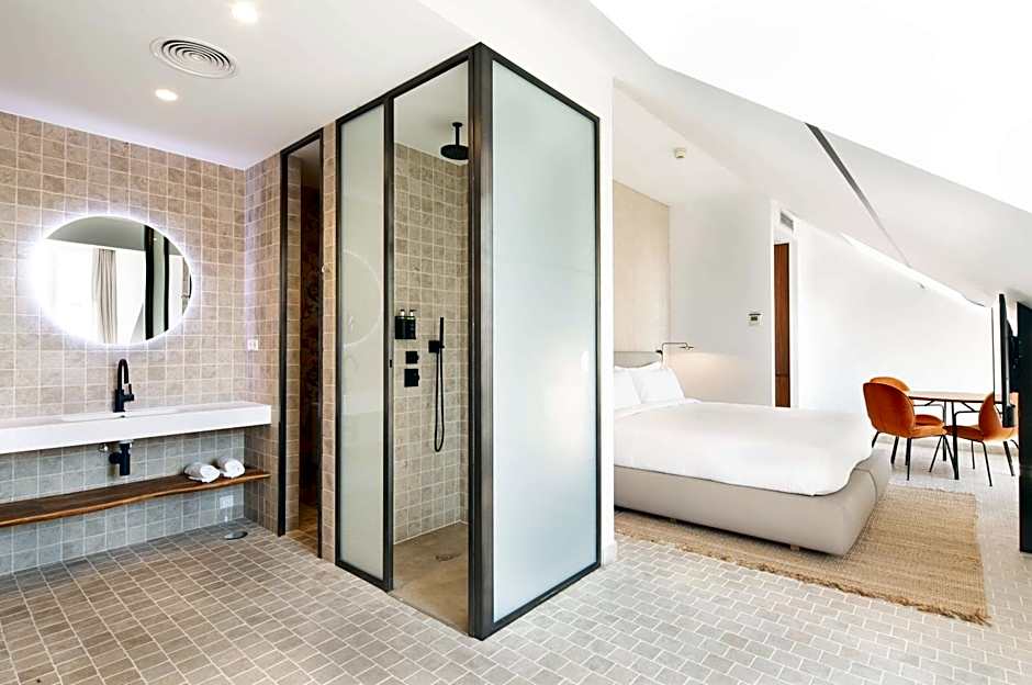 Atocha Hotel Madrid, Tapestry Collection by Hilton