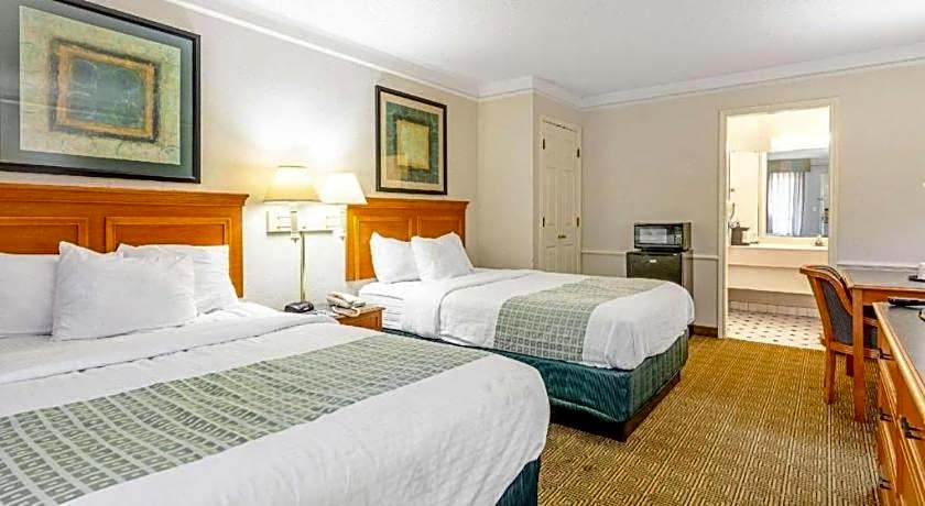 Rodeway Inn Huntsville West