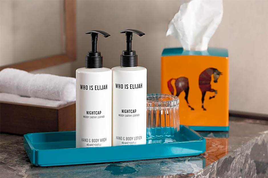 Next Hotel Melbourne, Curio Collection by Hilton