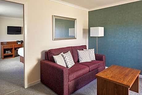 Standard King with Sofa