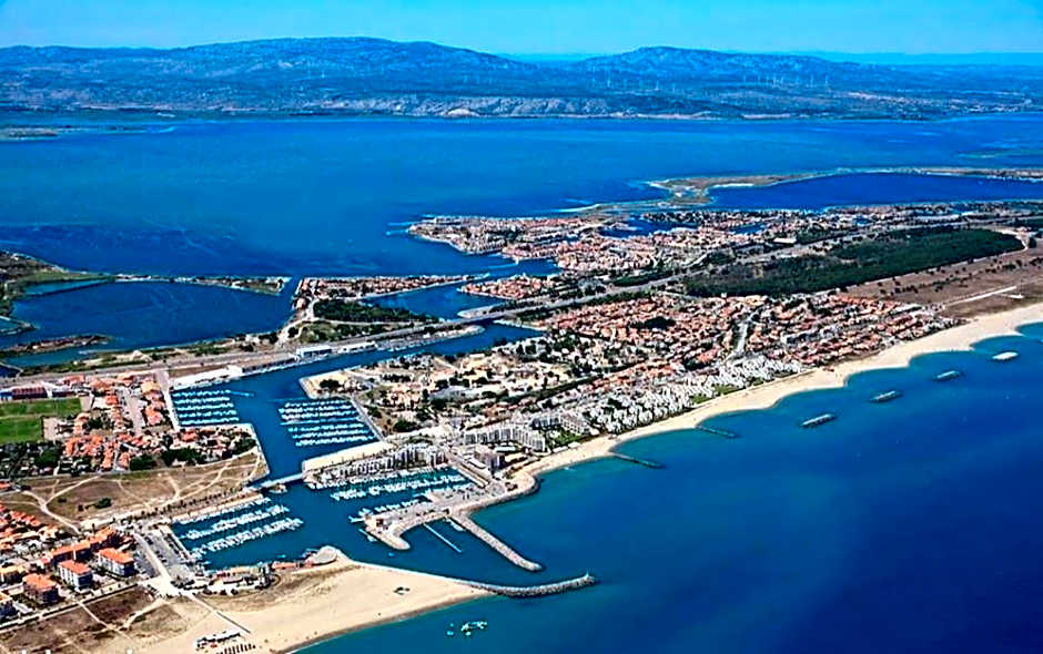 Barcarès entre mer et étang joli mas rénové classé idéal grande famille 6-8 couchages