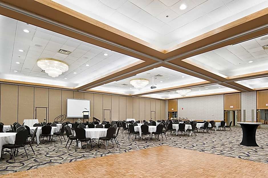 Ramkota Hotel - Pierre