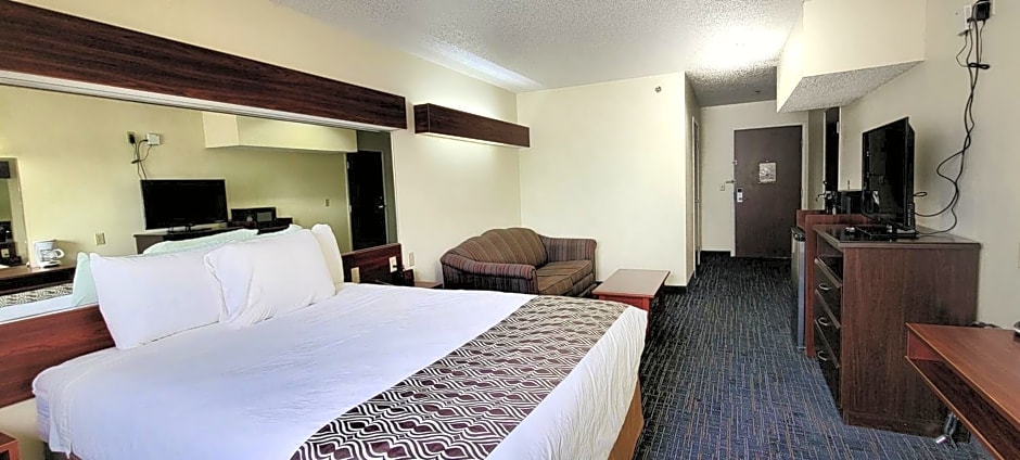Microtel Inn & Suites by Wyndham Tulsa - Catoosa Route 66