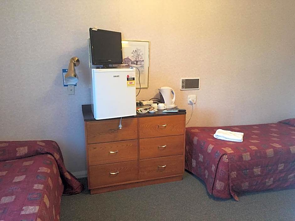 Otematata's Best Dam Pub