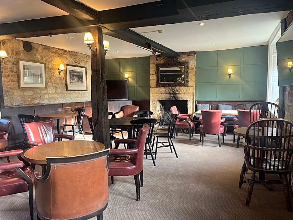 Noel Arms - "A Bespoke Hotel"