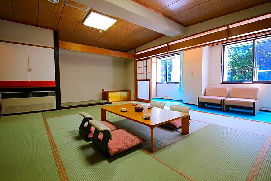 Lake Side Hotel Minatoya