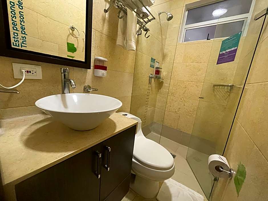Hotel Bolivariana Plaza Medellin