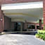 Days Inn & Suites by Wyndham Tallahassee Conf Center I-10