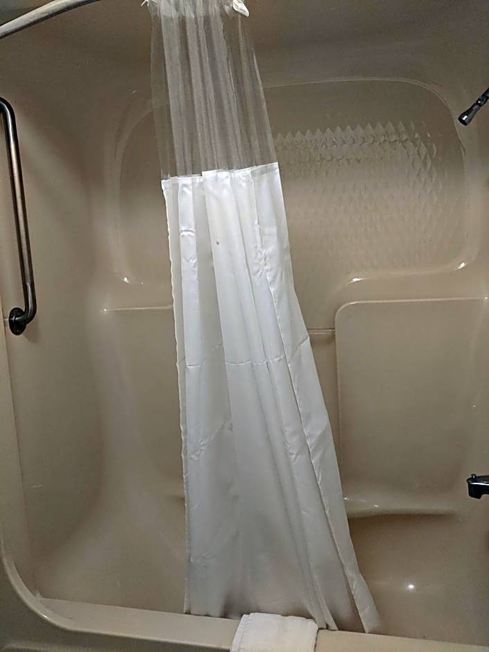 Falls Lodge & Suites