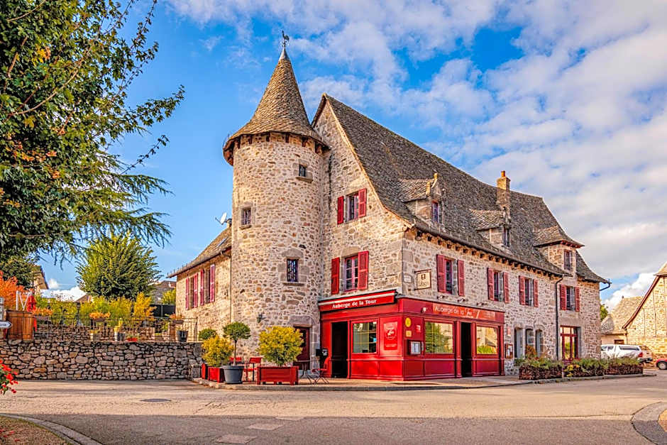 Demeures & Châteaux Auberge de la Tour - Hôtel & Restaurants - Marcolès Auvergne