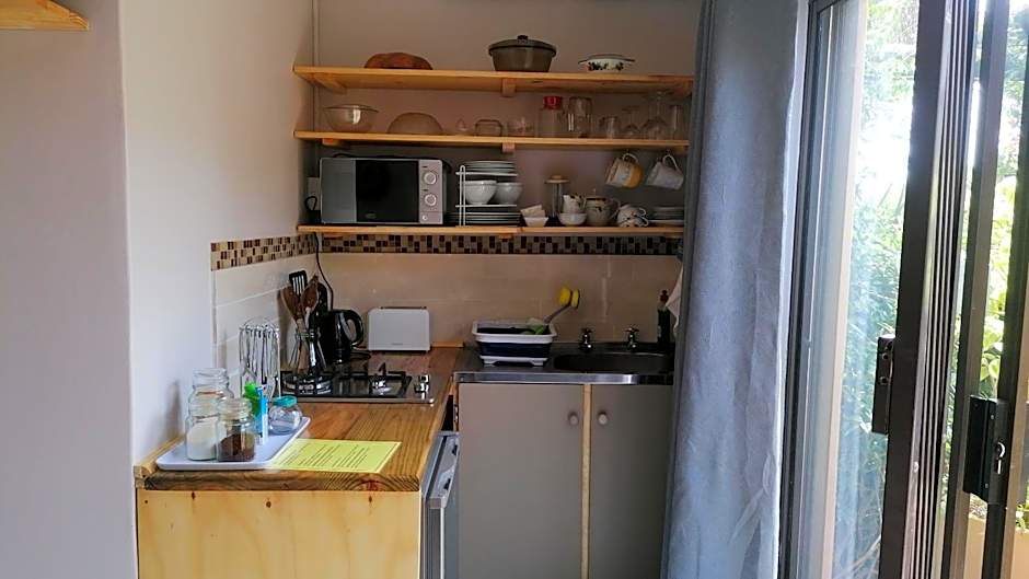 A1 Kynaston Guest House bed and breakfast or self catering