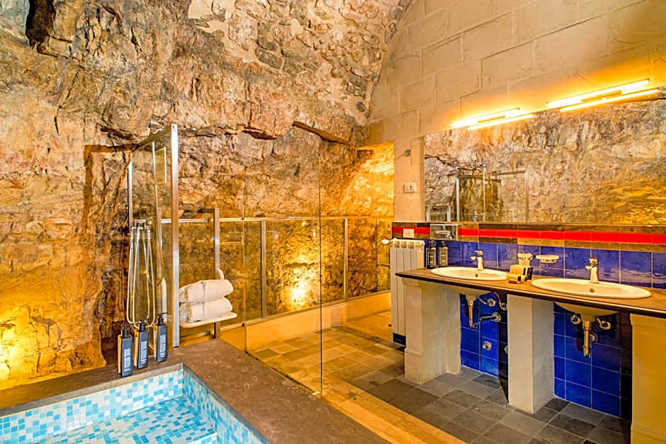 Locanda Don Serafino Historical Boutique Hotel