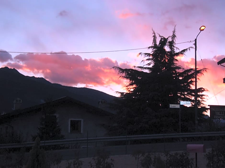 Hotel Ristorante Miravalle