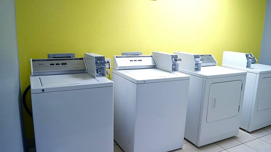 Magnolia Inn and Suites Olive Branch