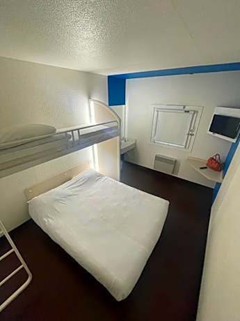 Unisotel Bollène A7 Ex-Hotel F1