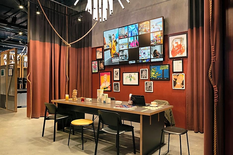 Moxy Oakland Uptown