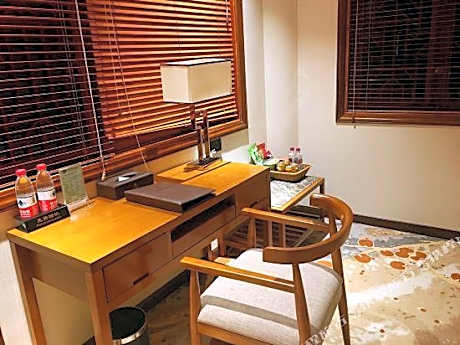 Siyuetian Boutique Hotel (British Dead Sea)