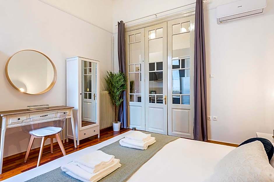 Mavrogenous - The Mansion