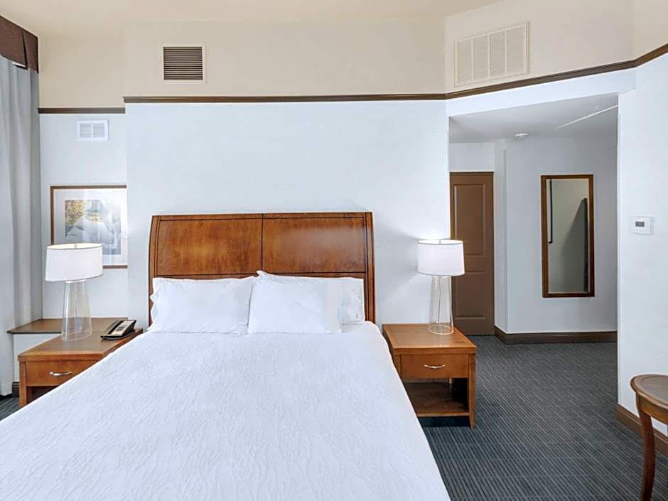 Hilton Garden Inn Milwaukee Downtown