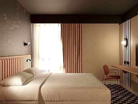 Family Room with Double Bed, Single Bed and Sofa Bed