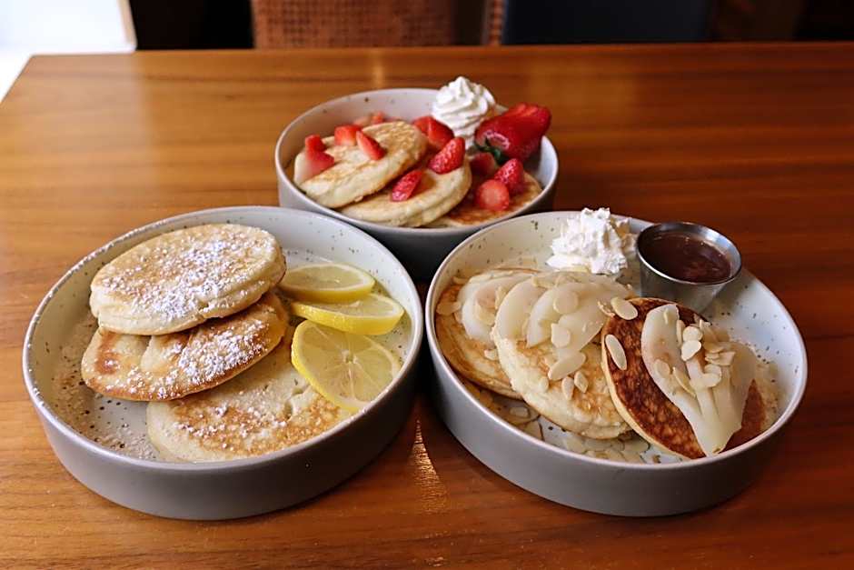 The Shirley Arms Hotel