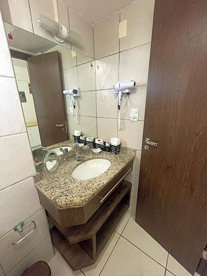 FLATS Particular Terrazzo