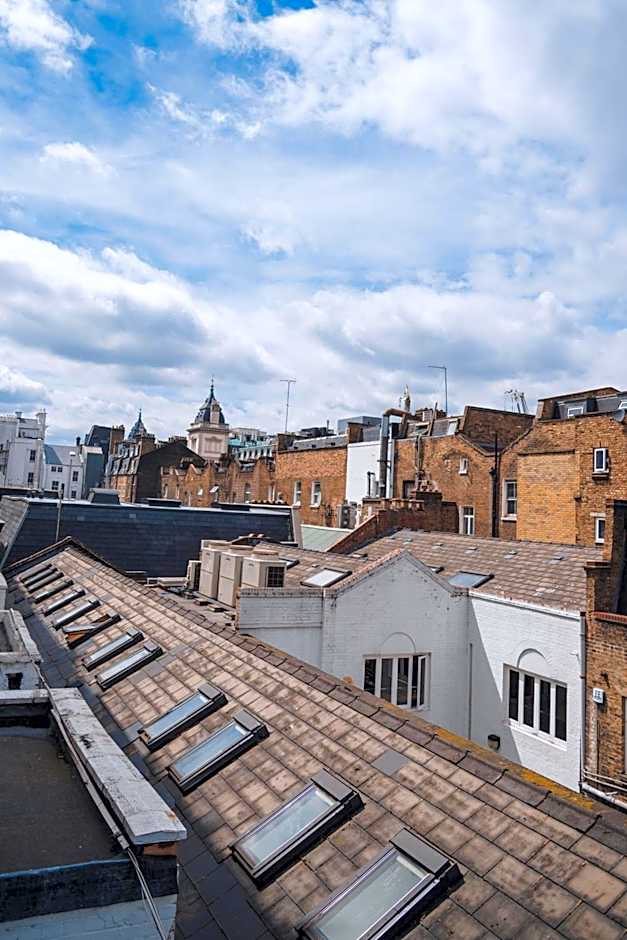 Dolphin Inn - The Lodge