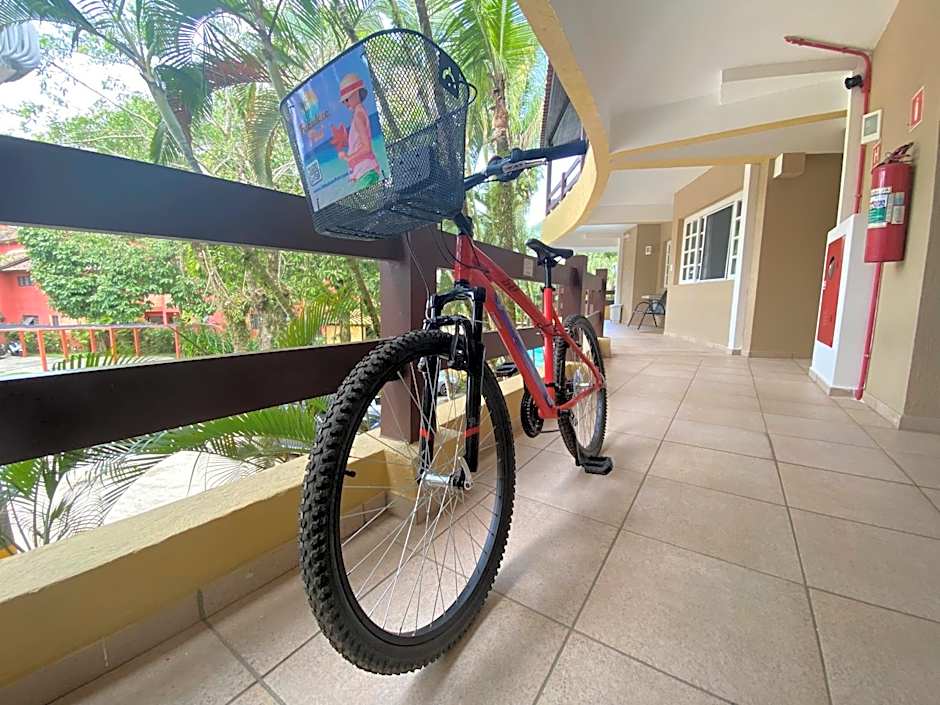 Flat Estudio 220 amarílis 3 Piscinas climatizadas, carregar veiculo eletrico, Bertioga, Riviera de São Lourenço Apartamento estúdio, cozinha equipada completa, serviço de hotelaria, limpeza e trocas diária de toalhas, WI-FI 500 MB