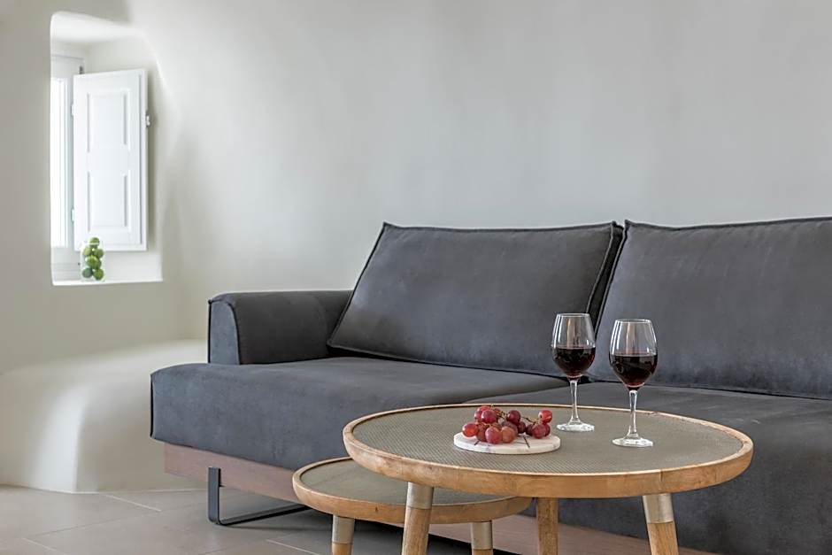 Art Maisons Oia Castle