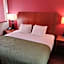 Econo Lodge Inn & Suites